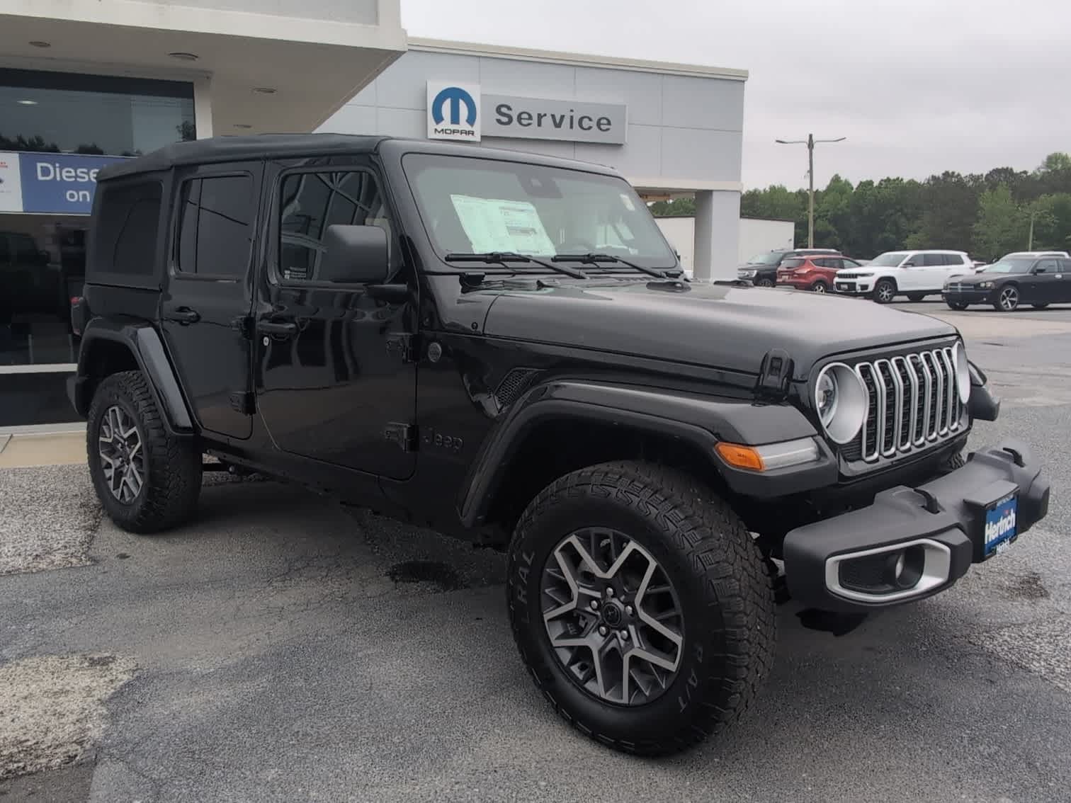 2025 Jeep Wrangler 4-Door Sahara - Photo 5