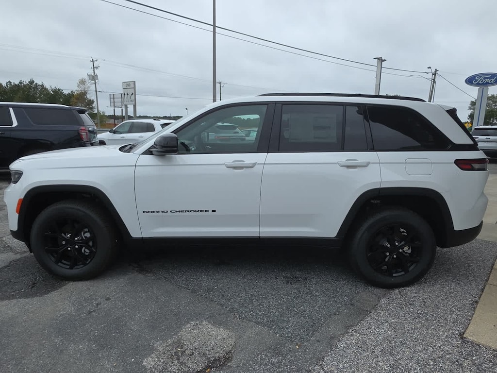 New 2025 Jeep Grand Cherokee ALTITUDE X 4X4 Sport Utility