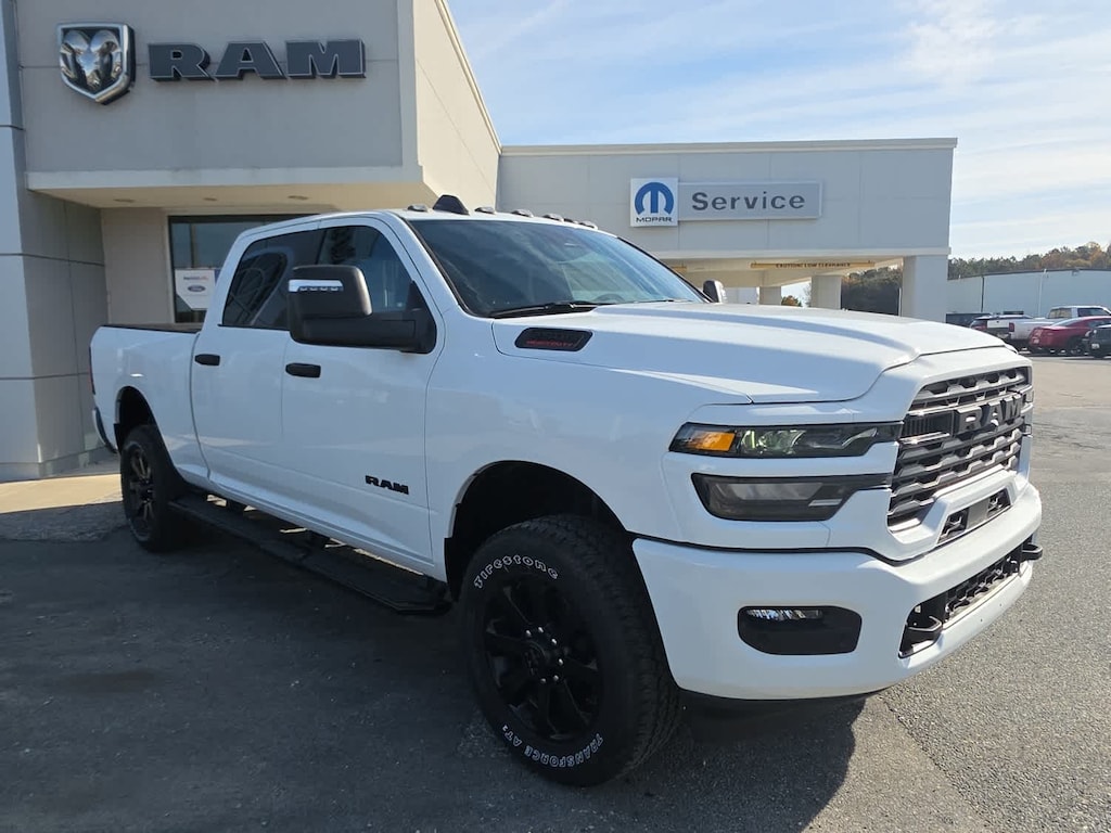 New 2026 Ram 2500 BIG HORN CREW CAB 4X4 6'4 BOX Pickup