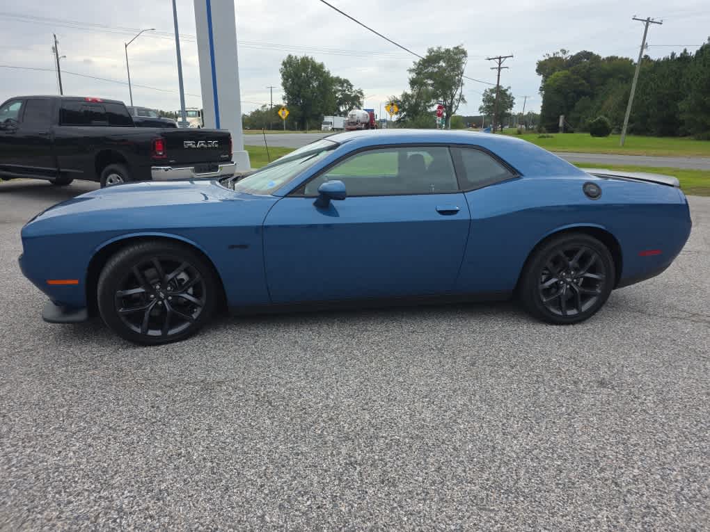 Used 2023 Dodge Challenger R/T Coupe