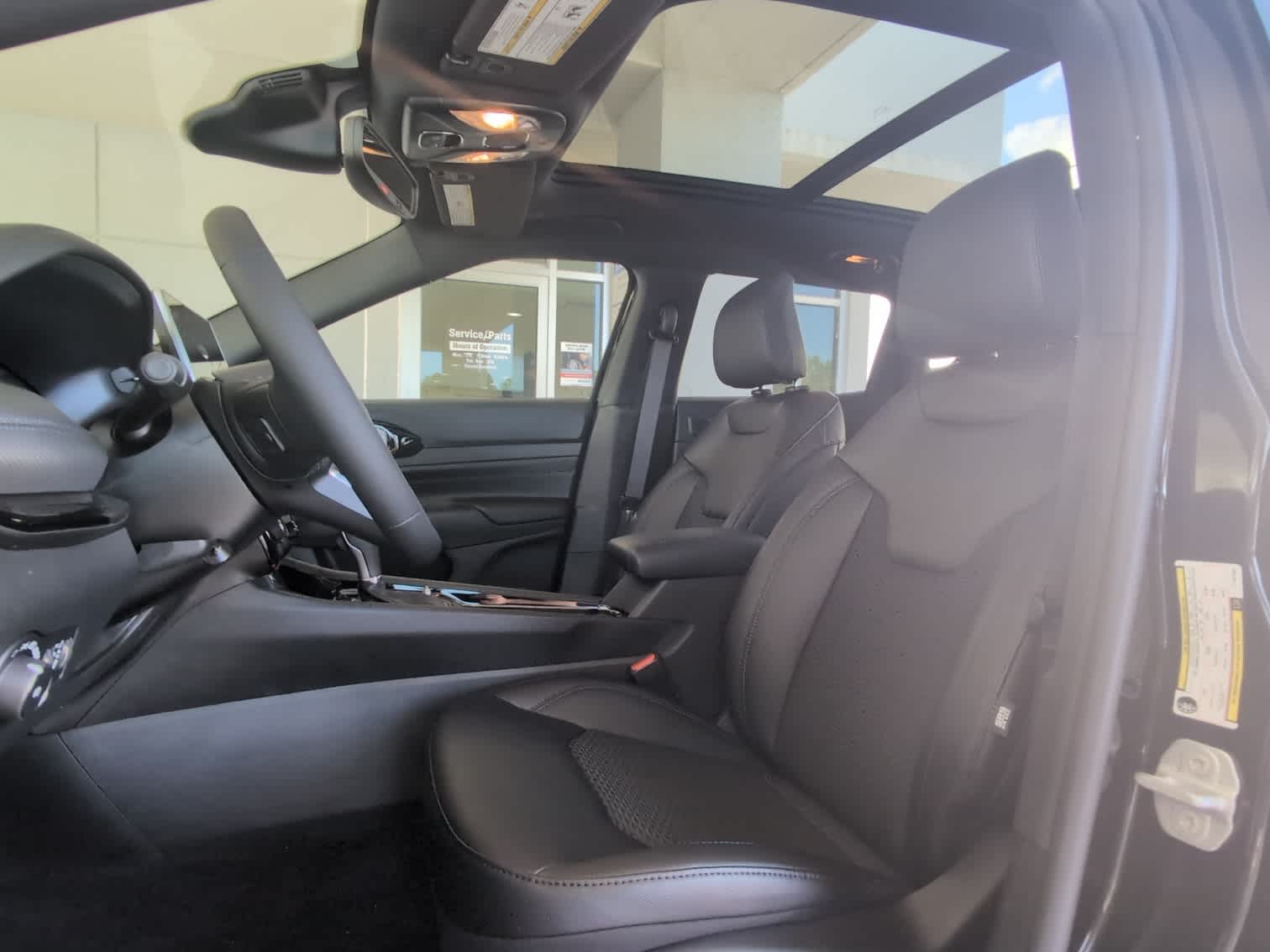 2026 Jeep Compass Latitude Altitude - Photo 13