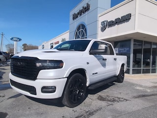 2026 Ram 1500 LARAMIE CREW CAB 4X4 5'7 BOX Pickup