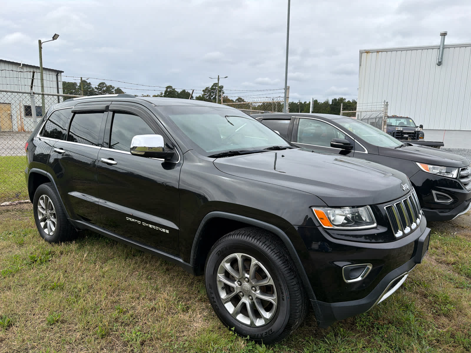 Used 2015 Jeep Grand Cherokee Limited with VIN 1C4RJFBG1FC876939 for sale in Pocomoke City, MD
