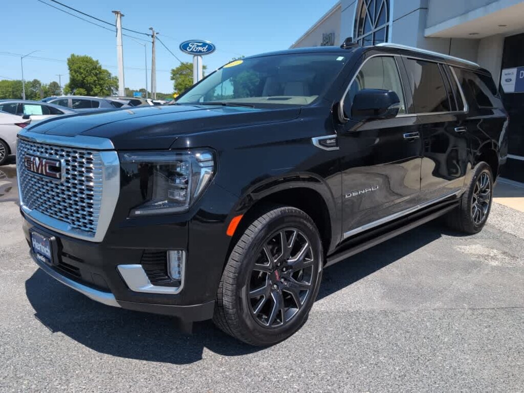 Used 2023 GMC Yukon XL Denali SUV