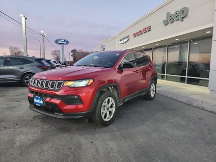 2025 Jeep Compass LATITUDE 4X4 Sport Utility