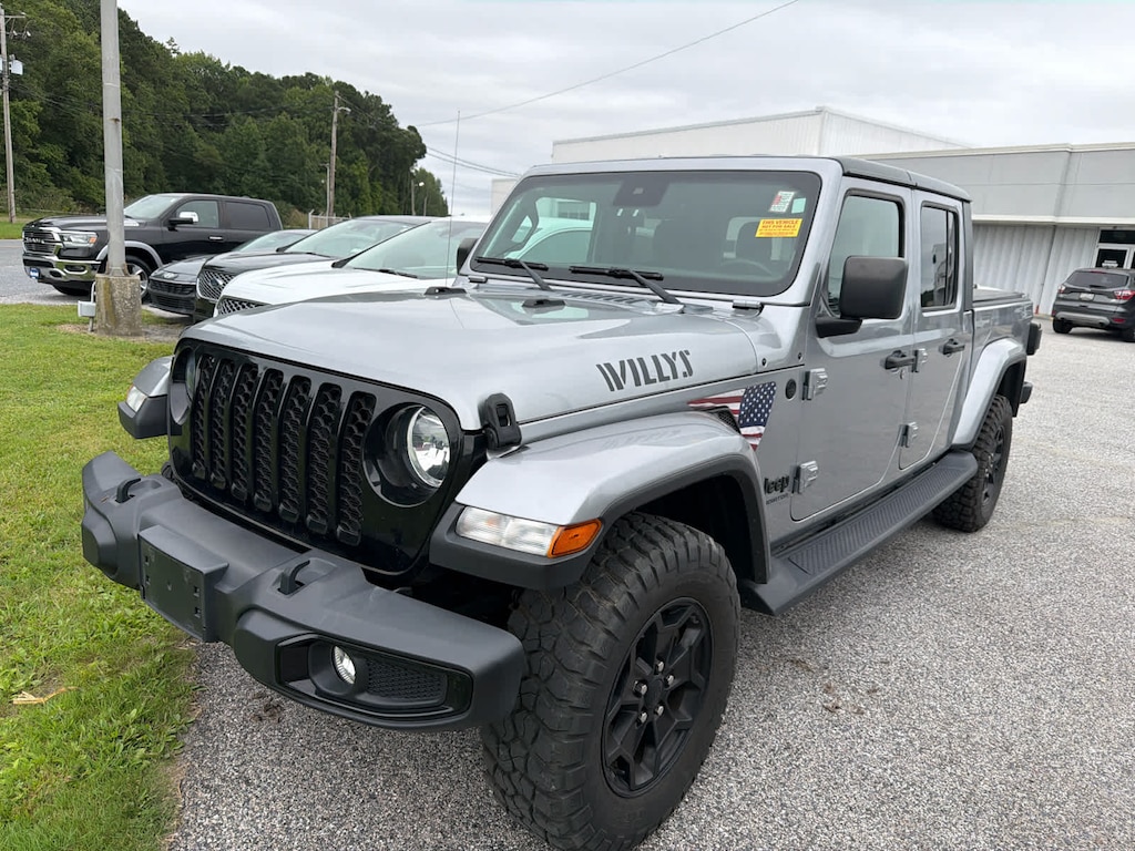 Used 2021 Jeep Gladiator Sport Truck Crew Cab