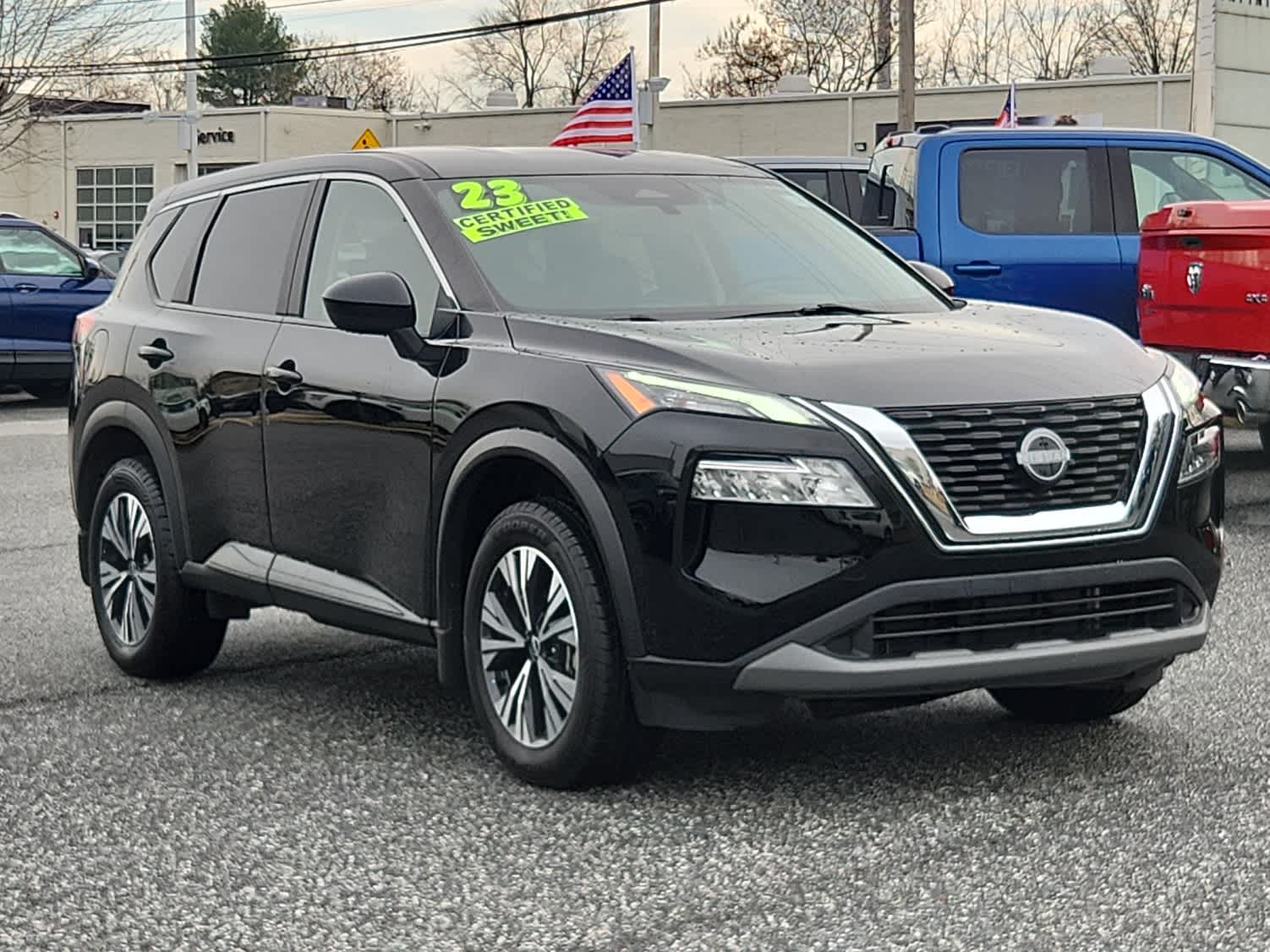 2023 Nissan Rogue SV