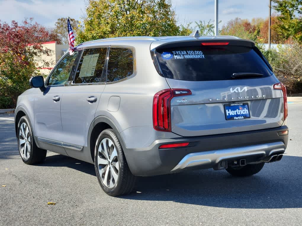 2022 Kia Telluride EX photo 2