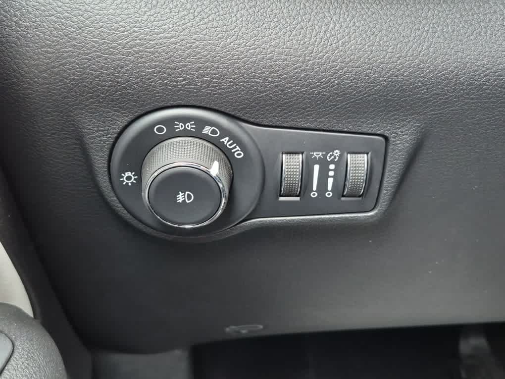 2026 Jeep Compass Limited - Photo 18