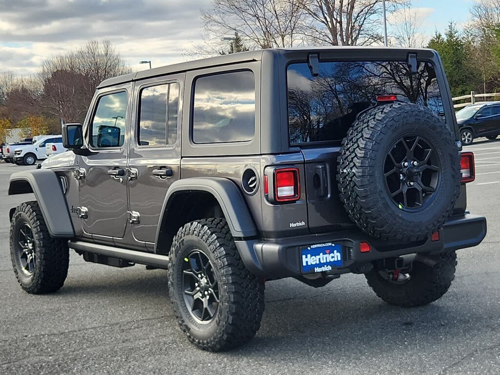 New 2026 Jeep Wrangler 4-DOOR WILLYS Sport Utility
