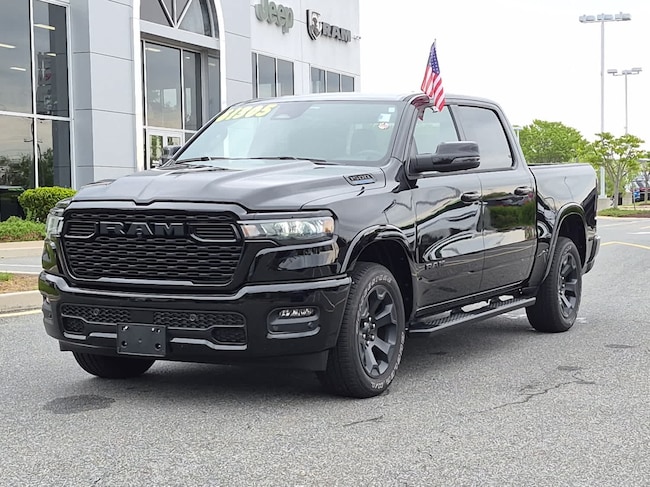 2025 Ram 1500 Big Horn 4x4 Crew Cab 57 Box Truck Crew Cab