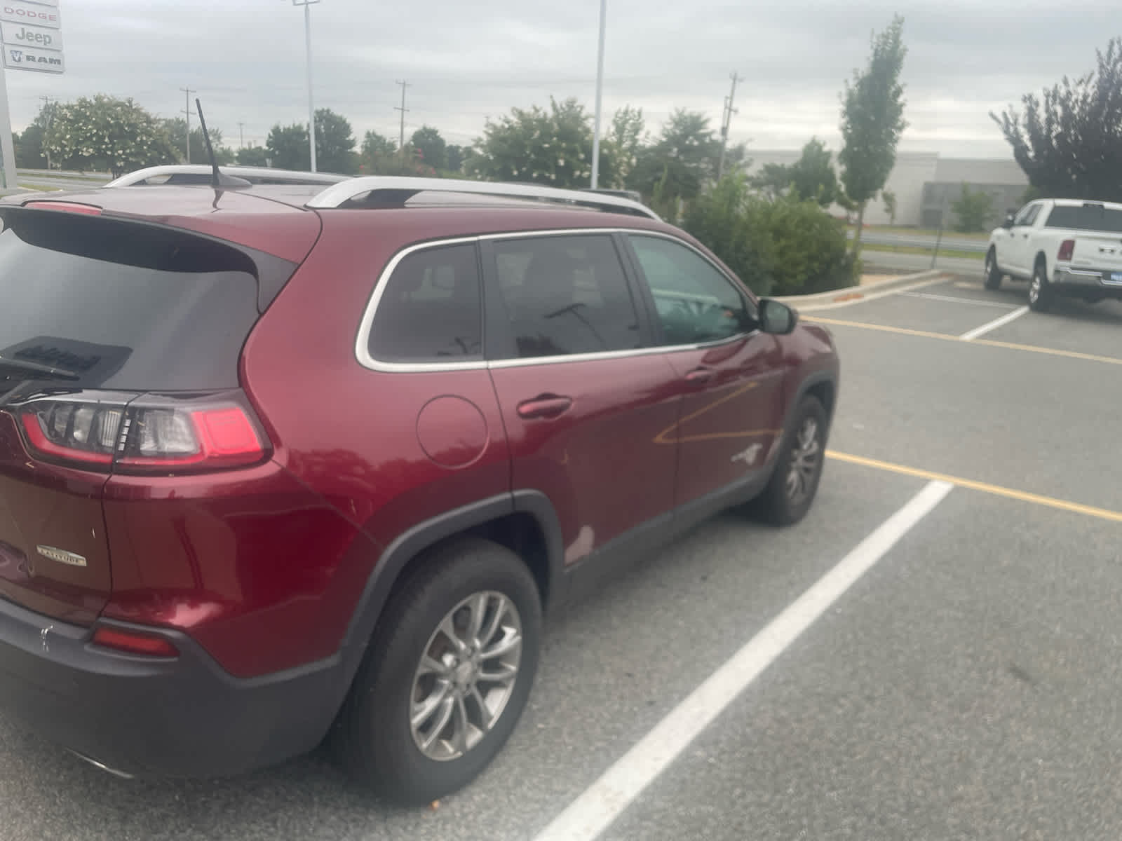 2019 Jeep Cherokee Latitude photo 4