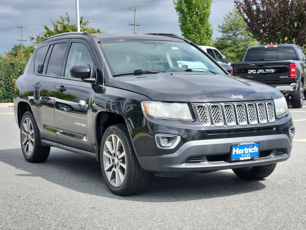 2016 Jeep Compass High Altitude photo 2