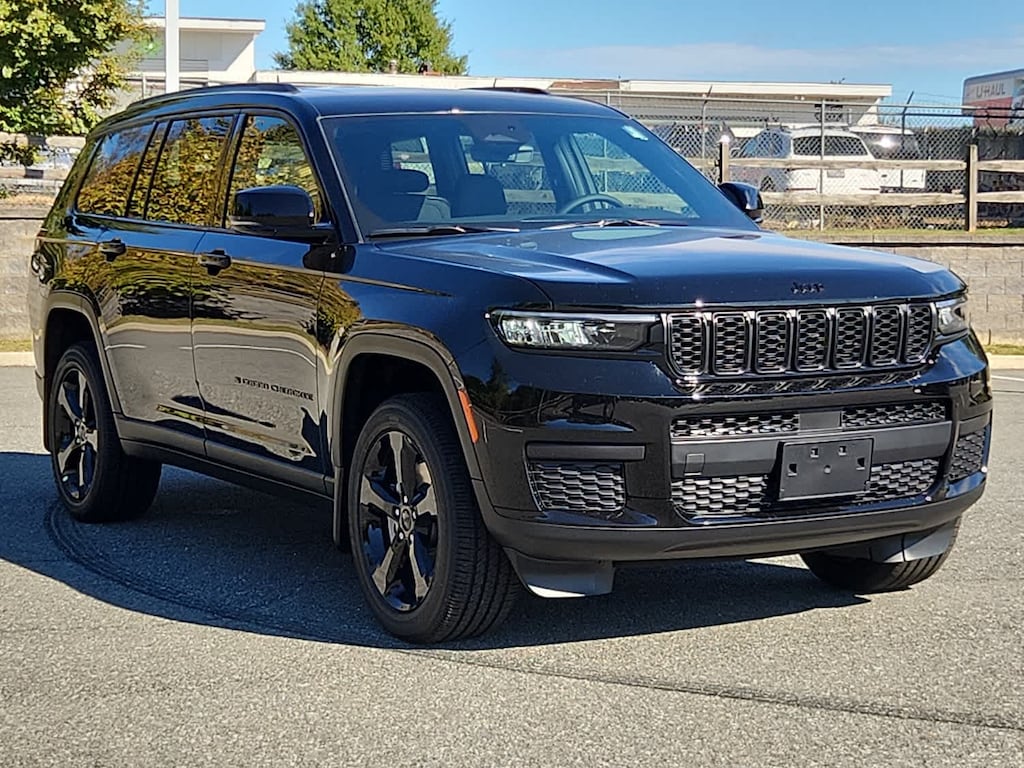 New 2025 Jeep Grand Cherokee L Altitude X Sport Utility