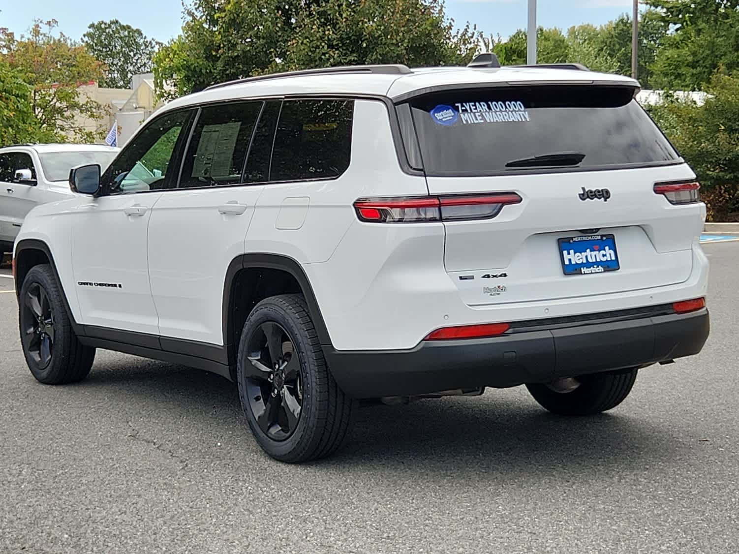 2022 Jeep Grand Cherokee Altitude photo 3