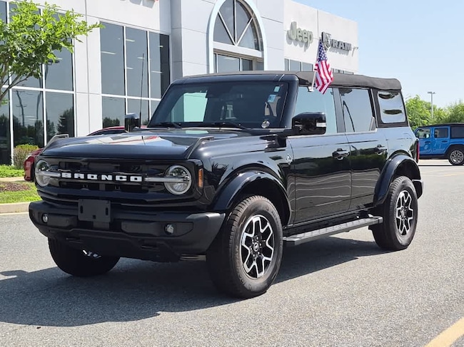 2024 Ford Bronco Outer Banks SUV