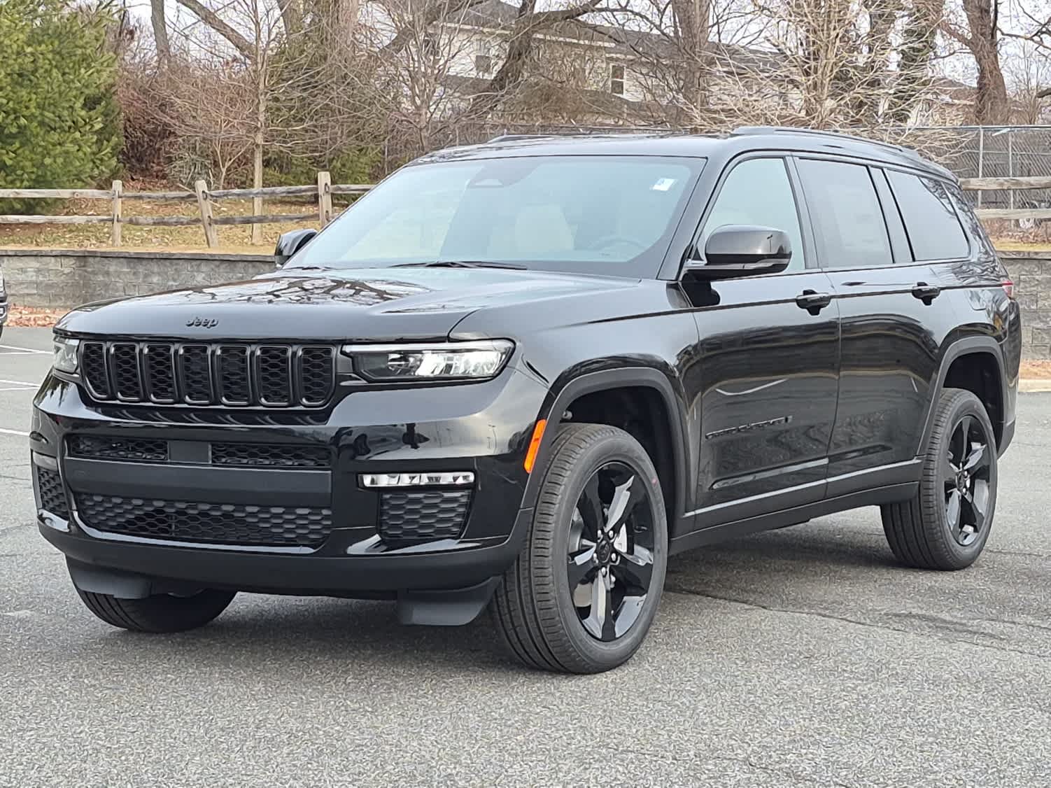 2025 Jeep Grand Cherokee L Limited's photo