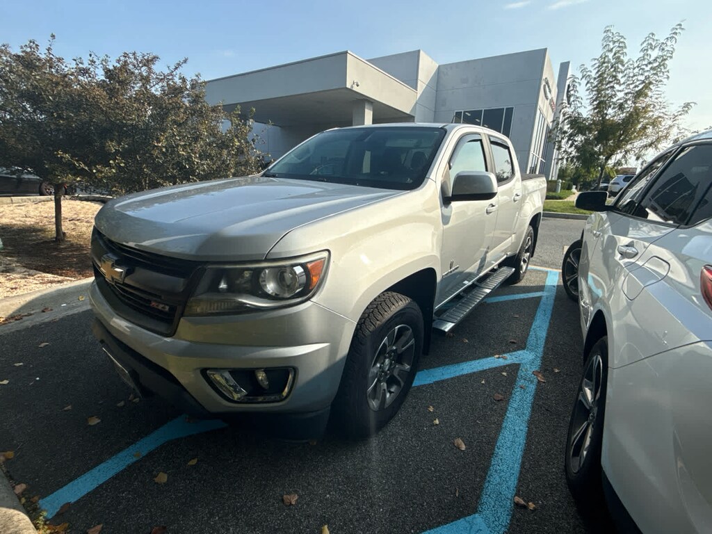 Used 2017 Chevrolet Colorado 4WD Z71 Crew Cab 128.3 Truck Crew Cab