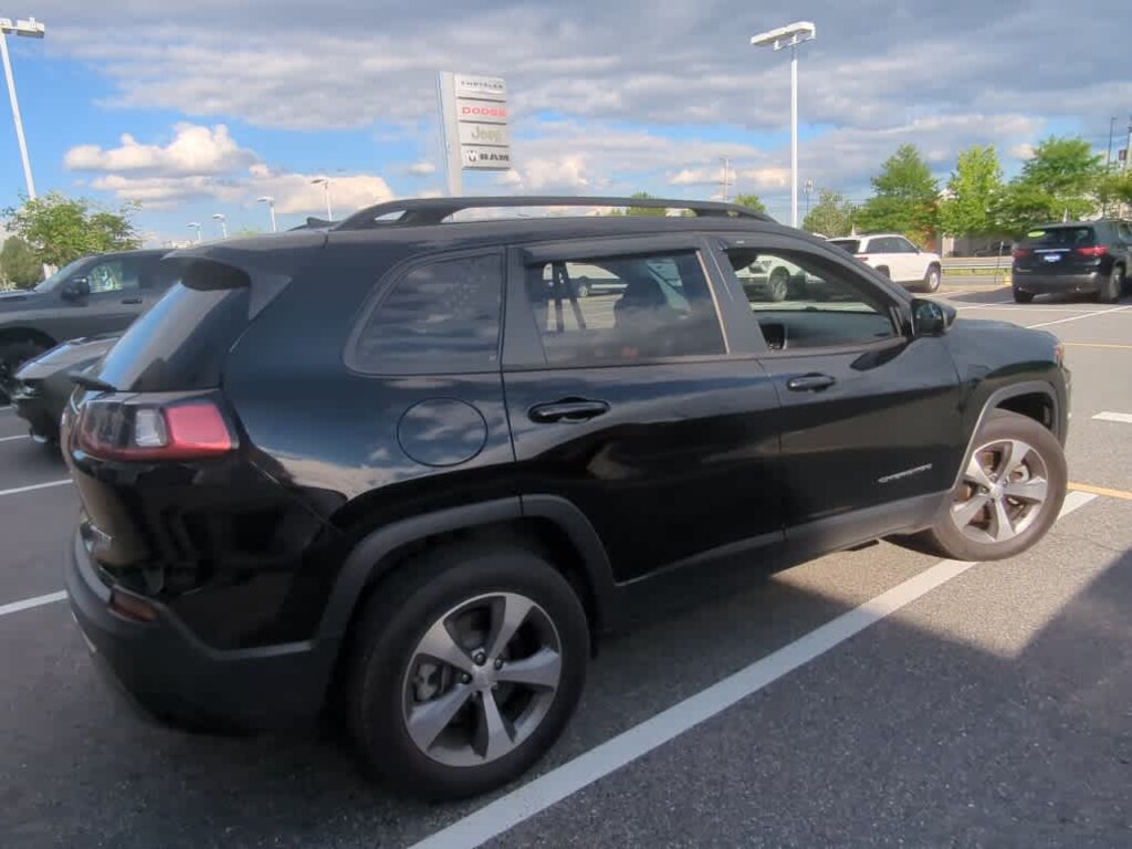 Used 2022 Jeep Cherokee Limited SUV