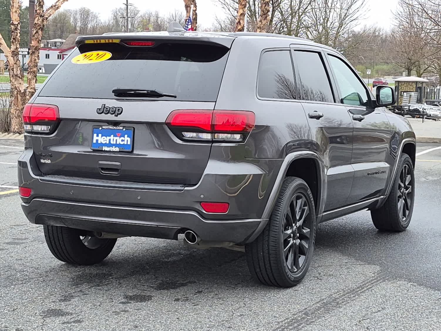 View vehicle photo 3