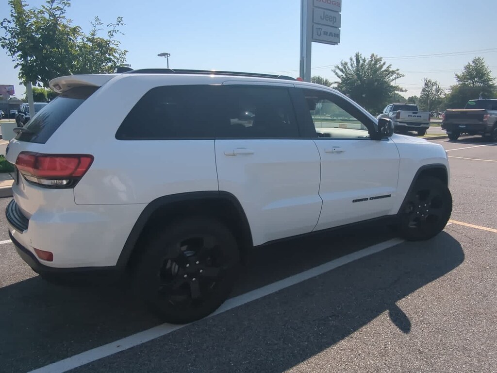 Used 2018 Jeep Grand Cherokee Upland SUV