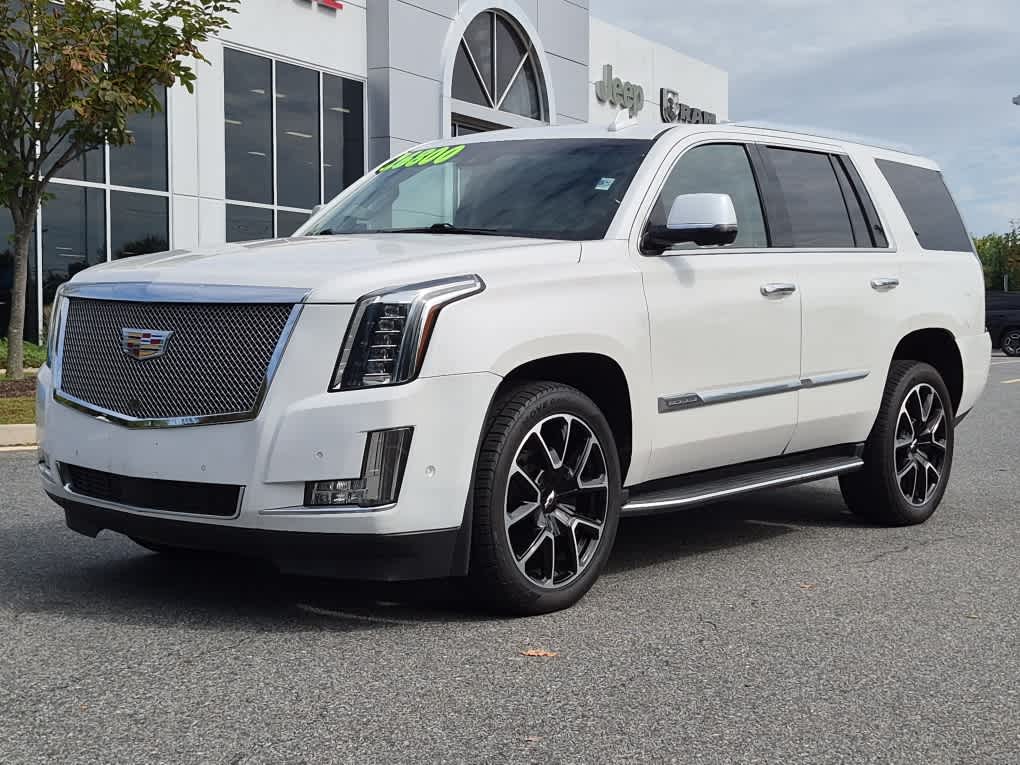 Crystal White Tricoat 2018 Cadillac Escalade SUV / Crossover Rear-Wheel Drive Automatic