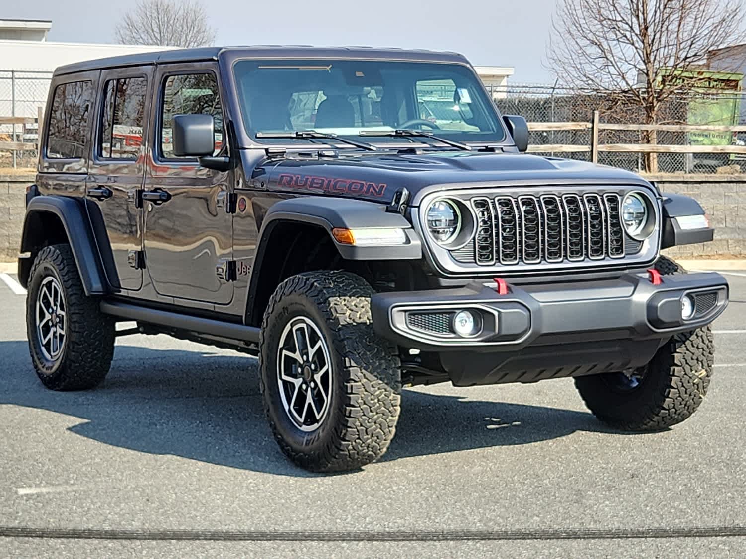 2025 Jeep Wrangler Rubicon photo 2