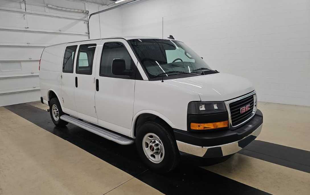 2023 Gmc Savana 2500 Cargo photo 2