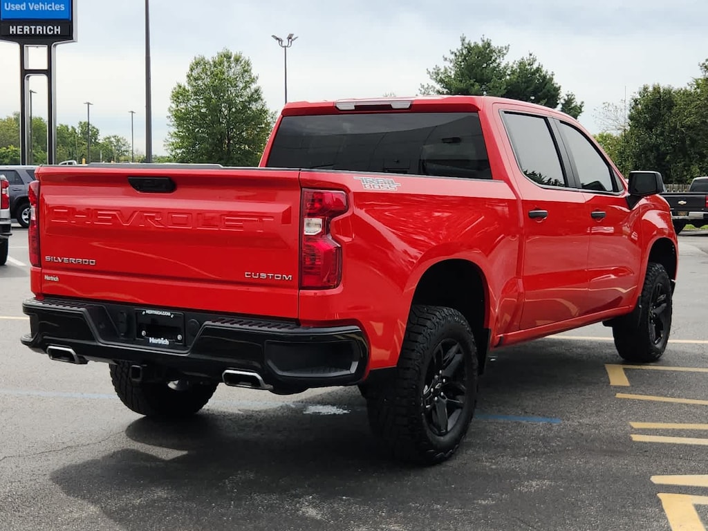 Used 2024 Chevrolet Silverado 1500 Custom Trail Boss 4WD Crew Cab 157 Truck Crew Cab