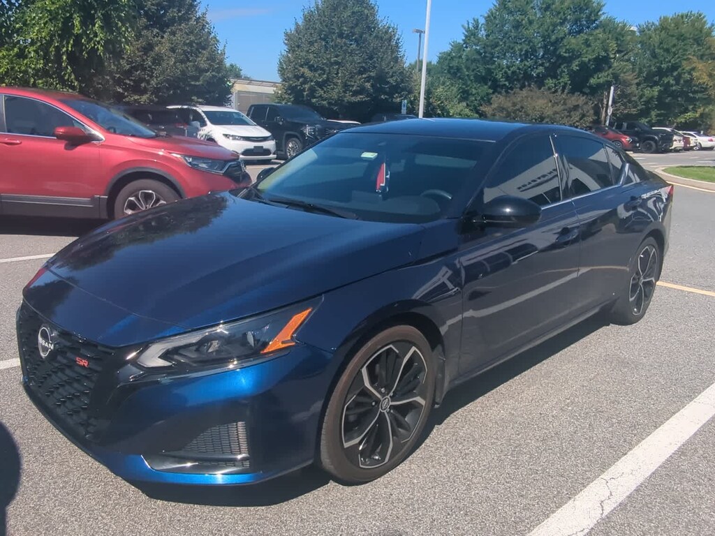 Used 2023 Nissan Altima 2.5 SR Sedan