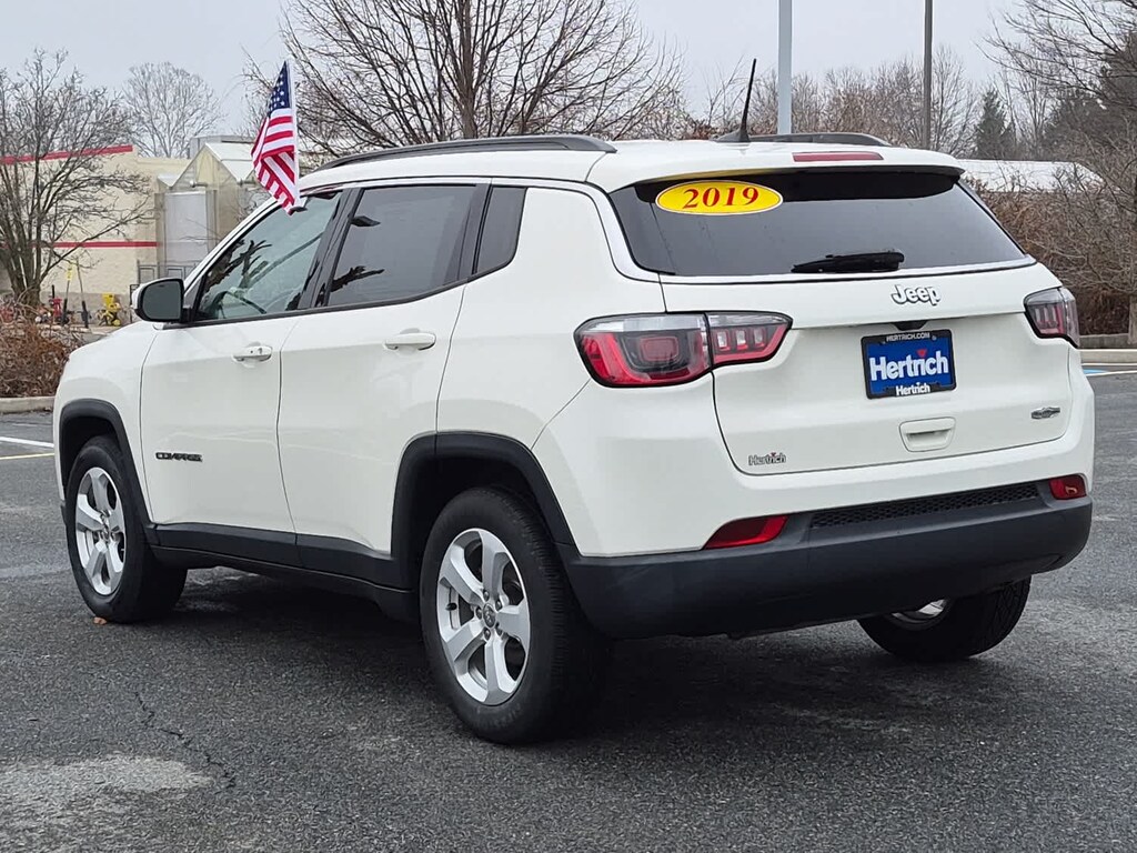 Used 2019 Jeep Compass Latitude SUV