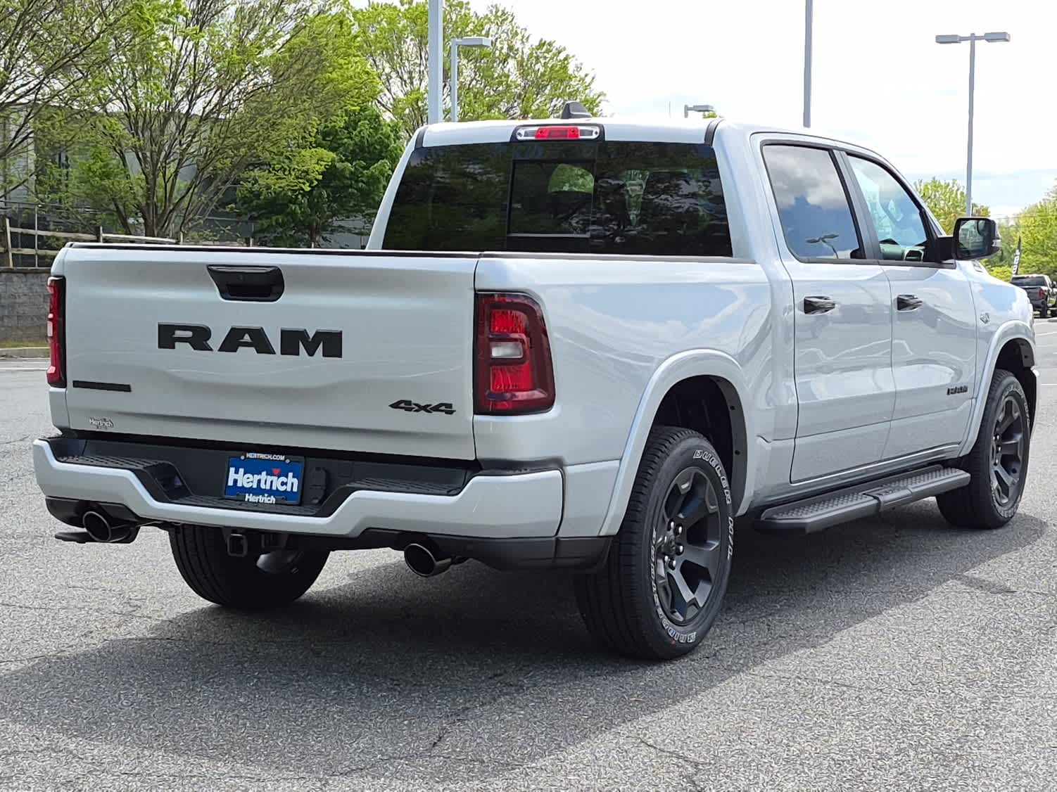 New 2026 Ram 1500 Big Horn 4x4 Crew Cab 57 Box Pickup