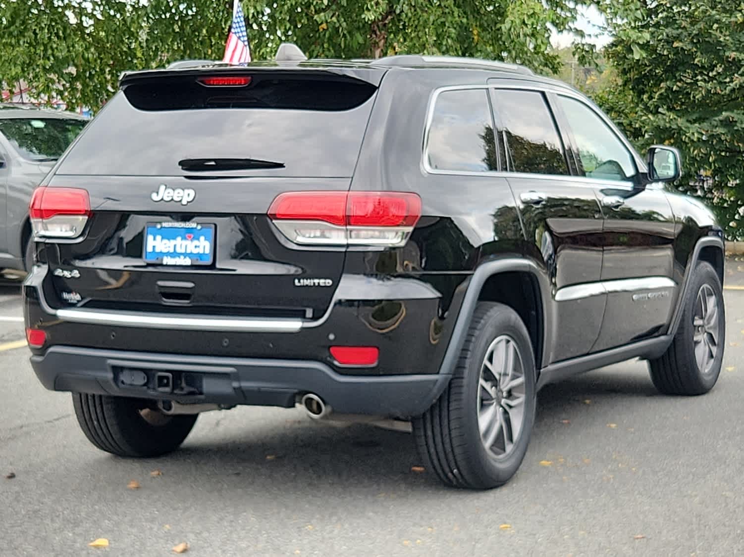 2020 Jeep Grand Cherokee Limited photo 3