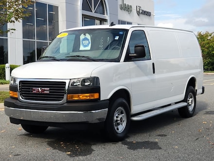 2023 GMC Savana Van Cargo Van