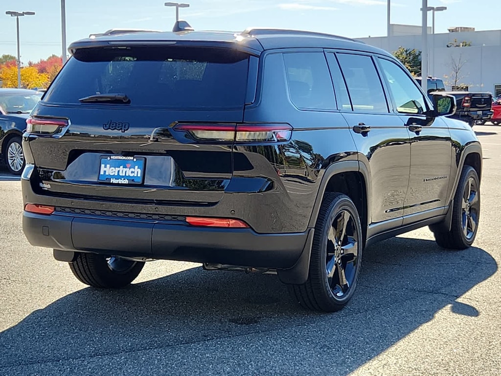 New 2025 Jeep Grand Cherokee L Altitude X Sport Utility