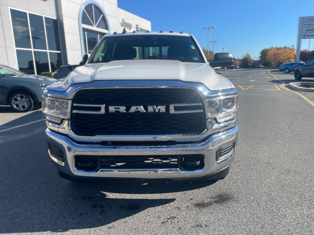 Used 2019 Ram 2500 Tradesman 4x4 Crew Cab 64 Box Truck Crew Cab