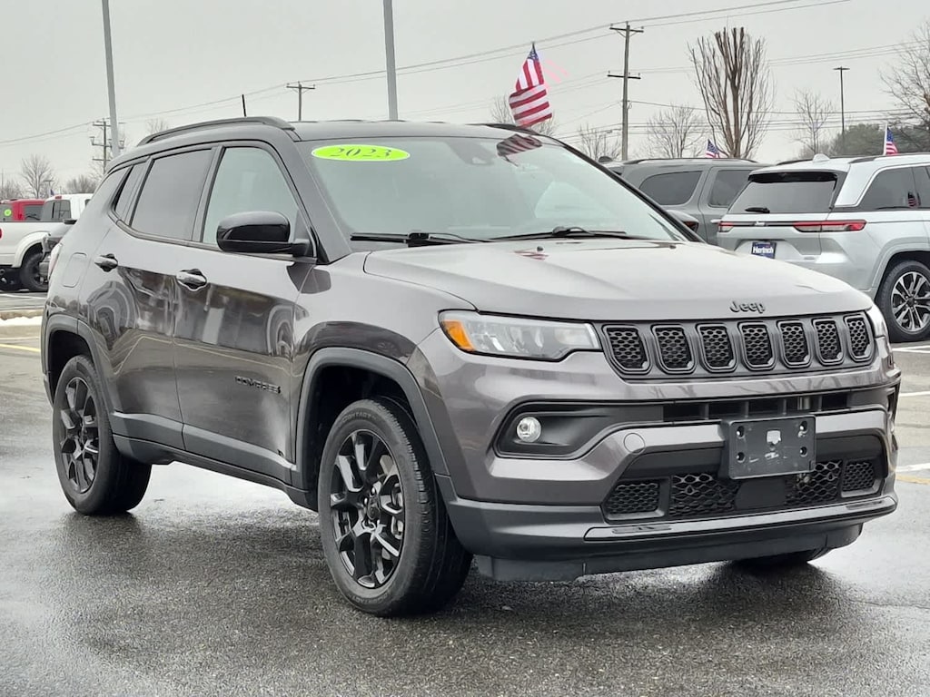Used 2023 Jeep Compass Altitude SUV