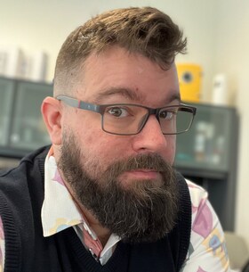 Staff member Aaron Pross from bb595262cc8f