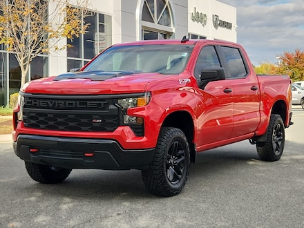 2024 Chevrolet Silverado 1500 Custom Trail Boss 4WD Crew Cab 157 Truck Crew Cab