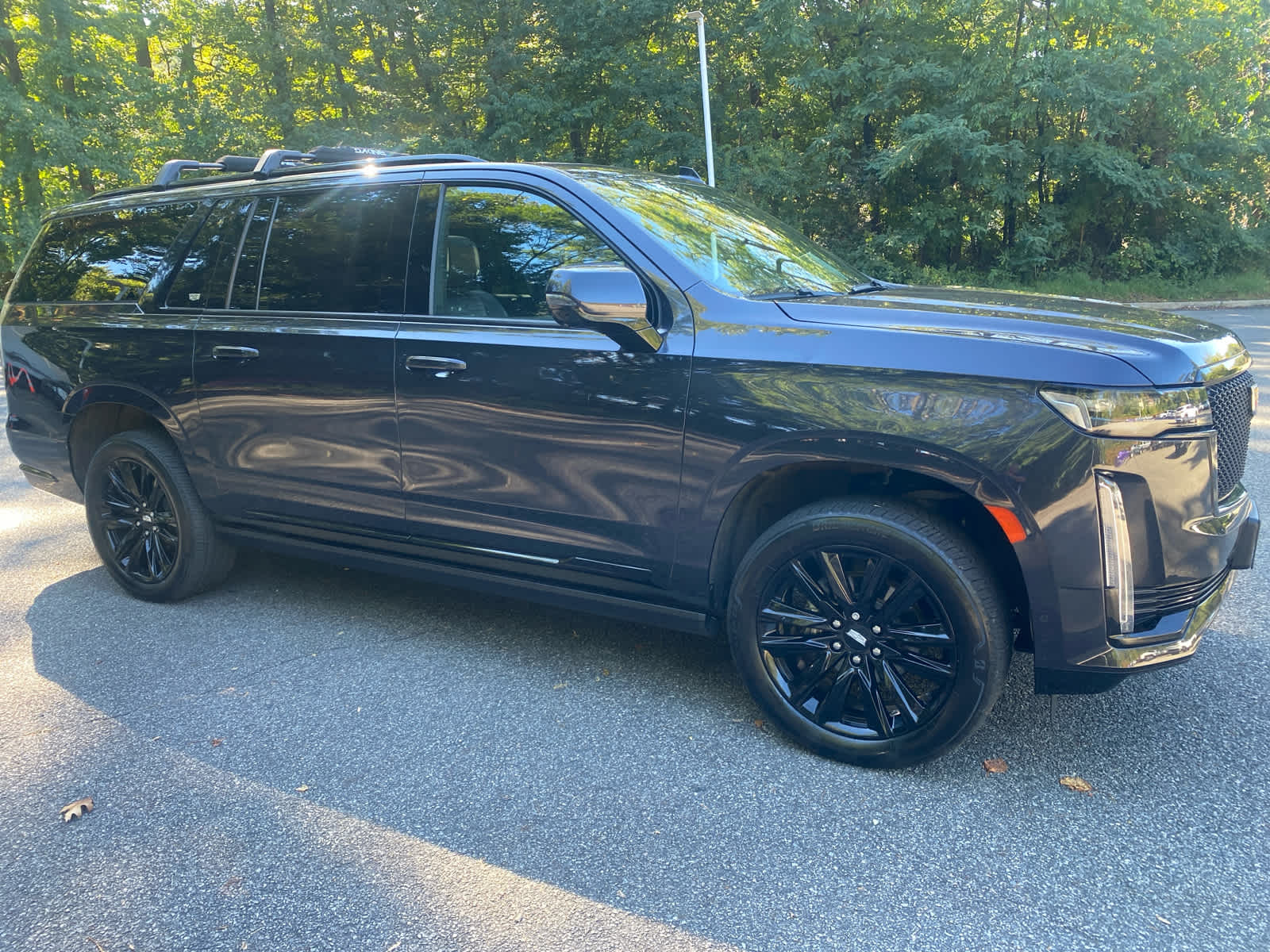 2022 Cadillac Escalade ESV Sport Platinum's photo