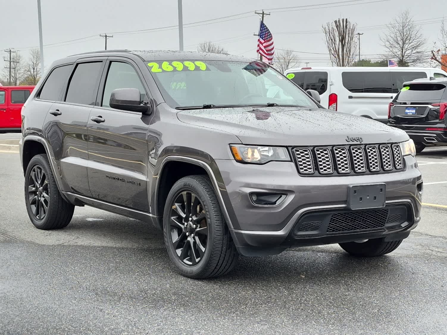 View vehicle photo 2