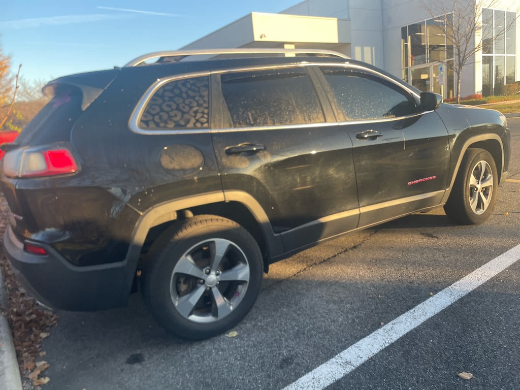 Used 2019 Jeep Cherokee Limited SUV