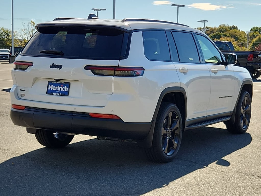 New 2025 Jeep Grand Cherokee L Altitude X Sport Utility
