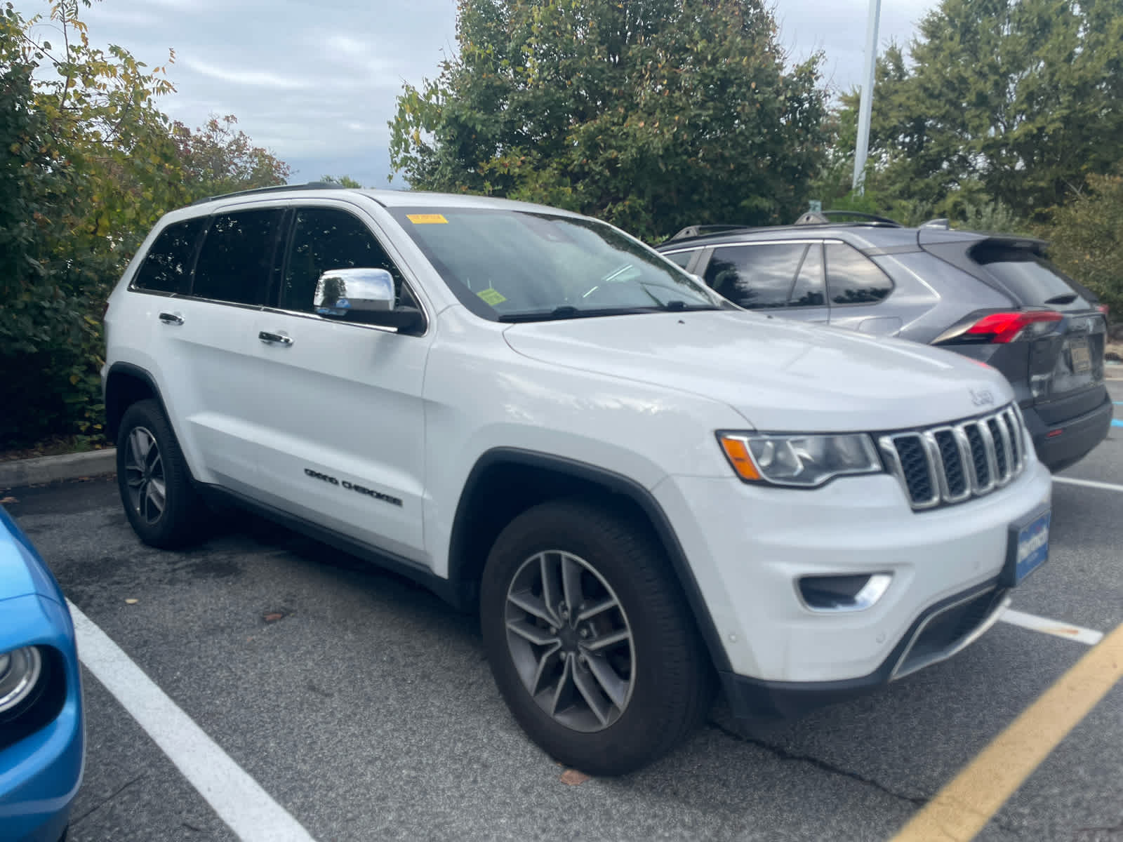 2020 Jeep Grand Cherokee Limited photo 2