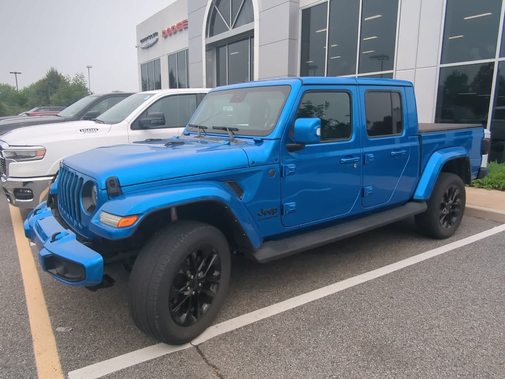 Used 2022 Jeep Gladiator High Altitude 4x4 Truck Crew Cab