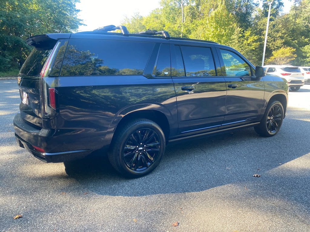 Used 2022 Cadillac Escalade ESV Sport Platinum SUV