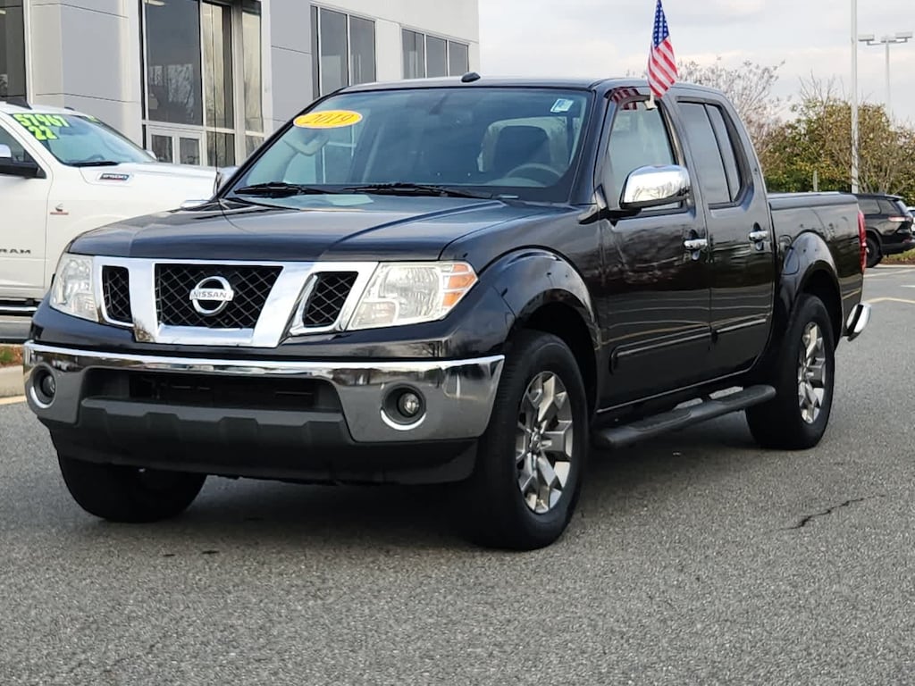 Used 2019 Nissan Frontier SL Crew Cab 4x2 Auto Truck Crew Cab
