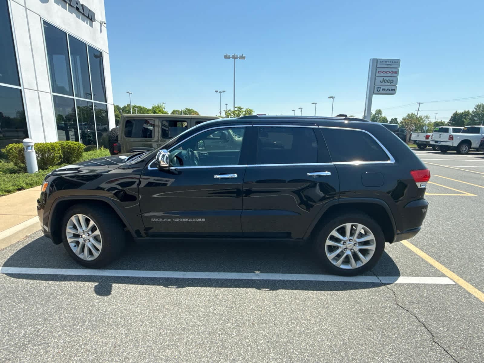 2017 Jeep Grand Cherokee Limited 4WD's photo
