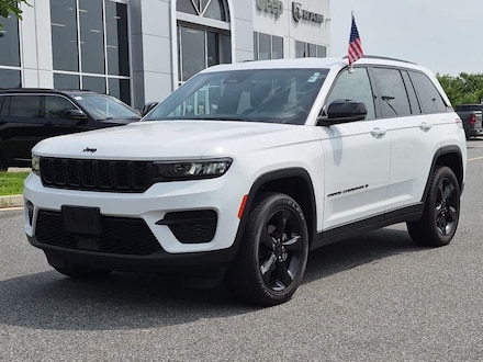 2023 Jeep Grand Cherokee Altitude SUV
