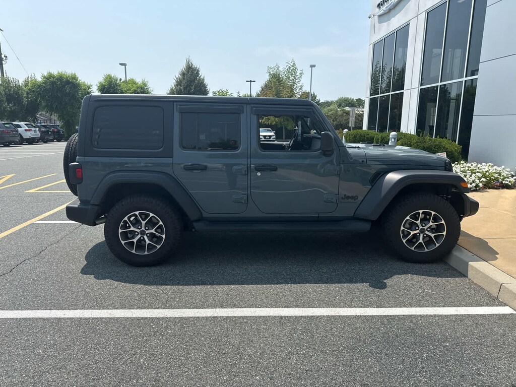 Used 2025 Jeep Wrangler Sport S SUV